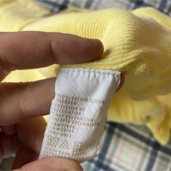 ⭐ 3/$15 Tommy Hilfiger Small Yellow Ribbed Short Sleeve Top - Picture 7 of 7